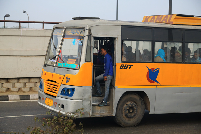 【印度】挂在车上去旅行